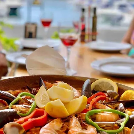 Appartement Elegant - Oceanview, Heated Pool