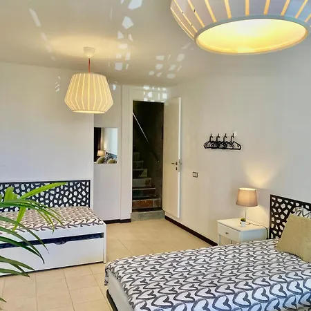 דירה Elegant - Oceanview, Heated Pool *