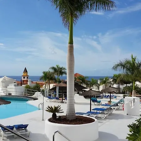 דירה Elegant - Oceanview, Heated Pool *