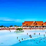 Elegant - Oceanview, Heated Pool 阿德耶