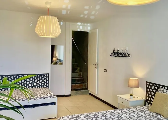 דירה Elegant - Oceanview, Heated Pool *